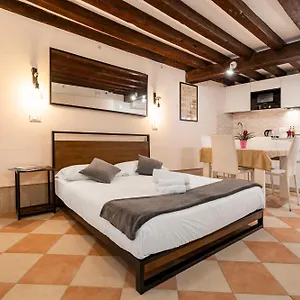 Fenix Colombina In Biennale - Your Little House Апартаменты