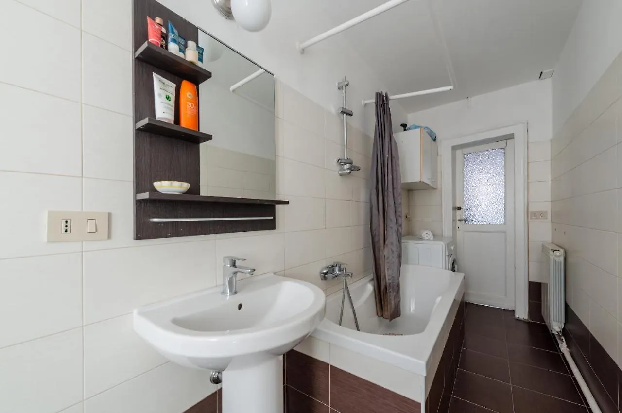 Lovely & Roomy Venetian Apartment X5! Venice